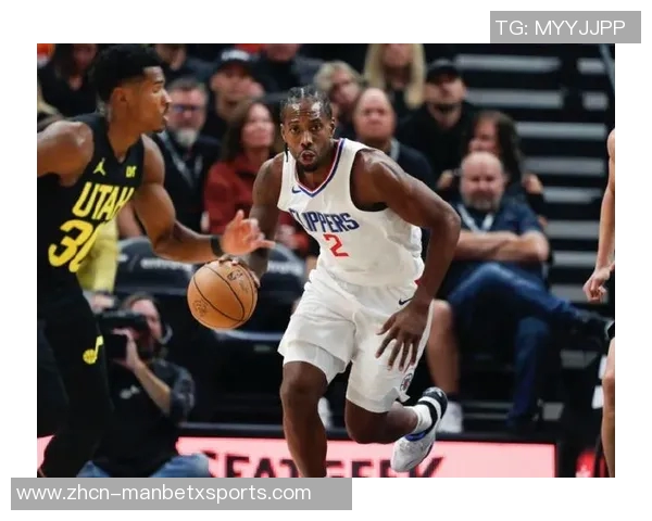 小卡强调进攻战术执行力与防守协作的重要性以提升球队整体表现 小卡强调进攻战术执行力与防守协作的重要性以提升球队整体表现