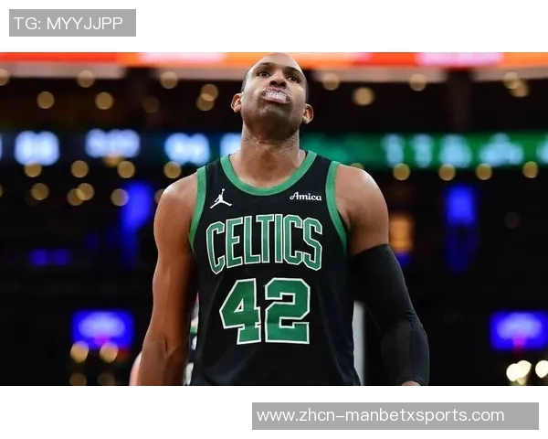 四冠中锋提前备战新赛季展现冠军气质与决心