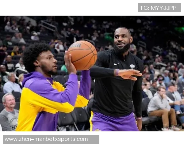 夸梅建议布朗尼学习基德技巧先适应三分再练习突破能力 夸梅建议布朗尼学习基德技巧先适应三分再练习突破能力