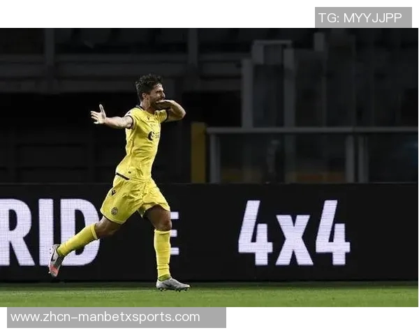 34岁前锋博里尼正式加盟英乙索尔福德城曾效力于利物浦和米兰等豪门