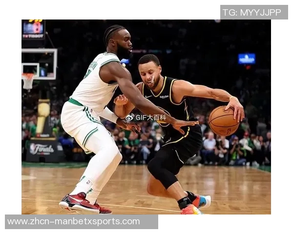 五年前的今天库里狂轰62分创下个人单场得分新高